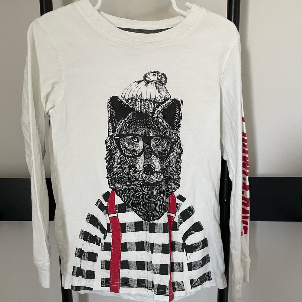 Carter’s boys size 6 long sleeve tee
